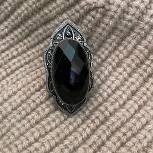 Gothic look style ring